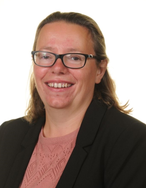 Mrs D. Nicholls